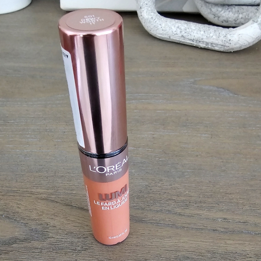 L'OréalLumi Le Liquid Blush Color Dewy NWT